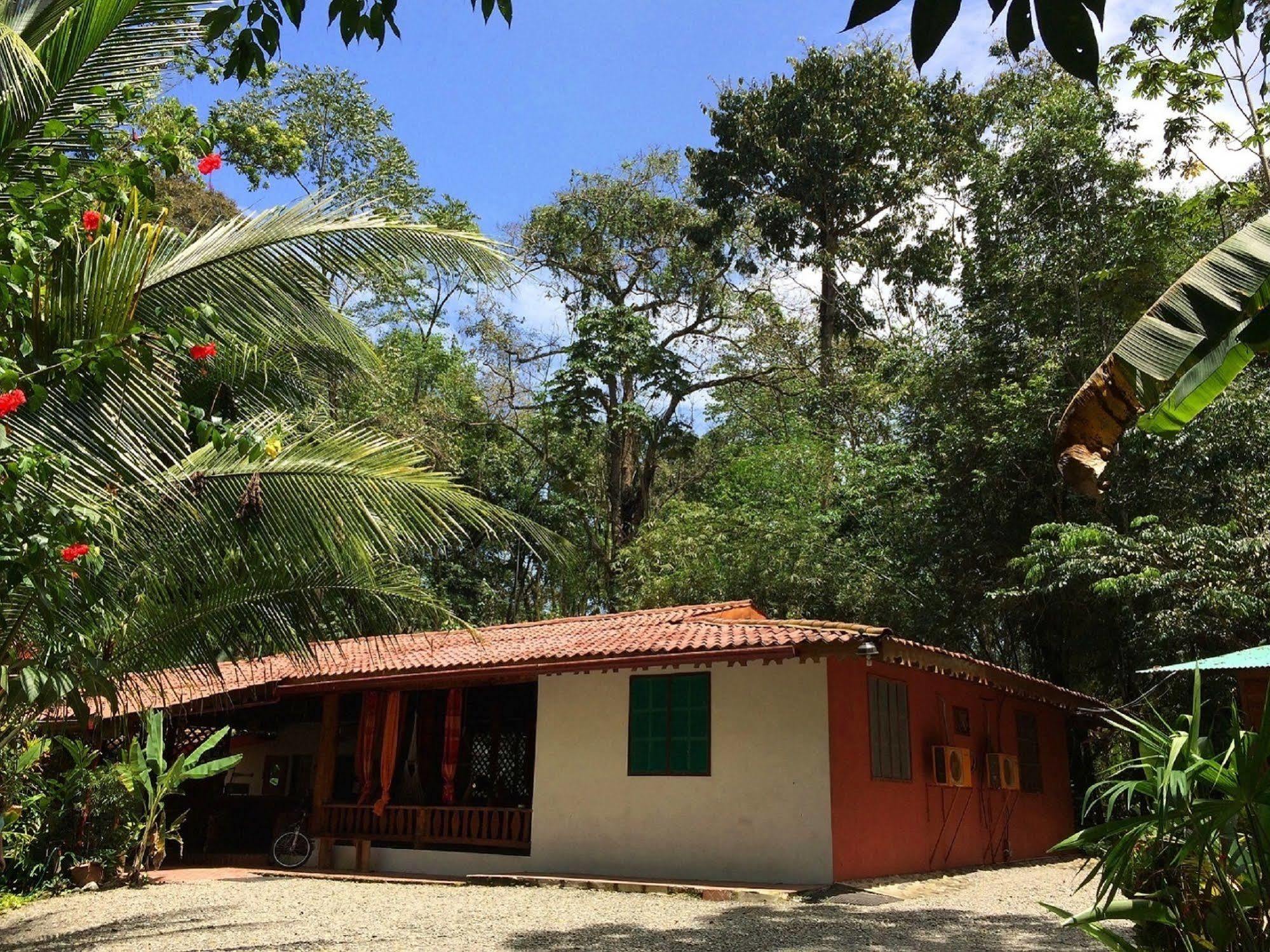 Casa Moabi Bed and Breakfast Cocles Exteriör bild